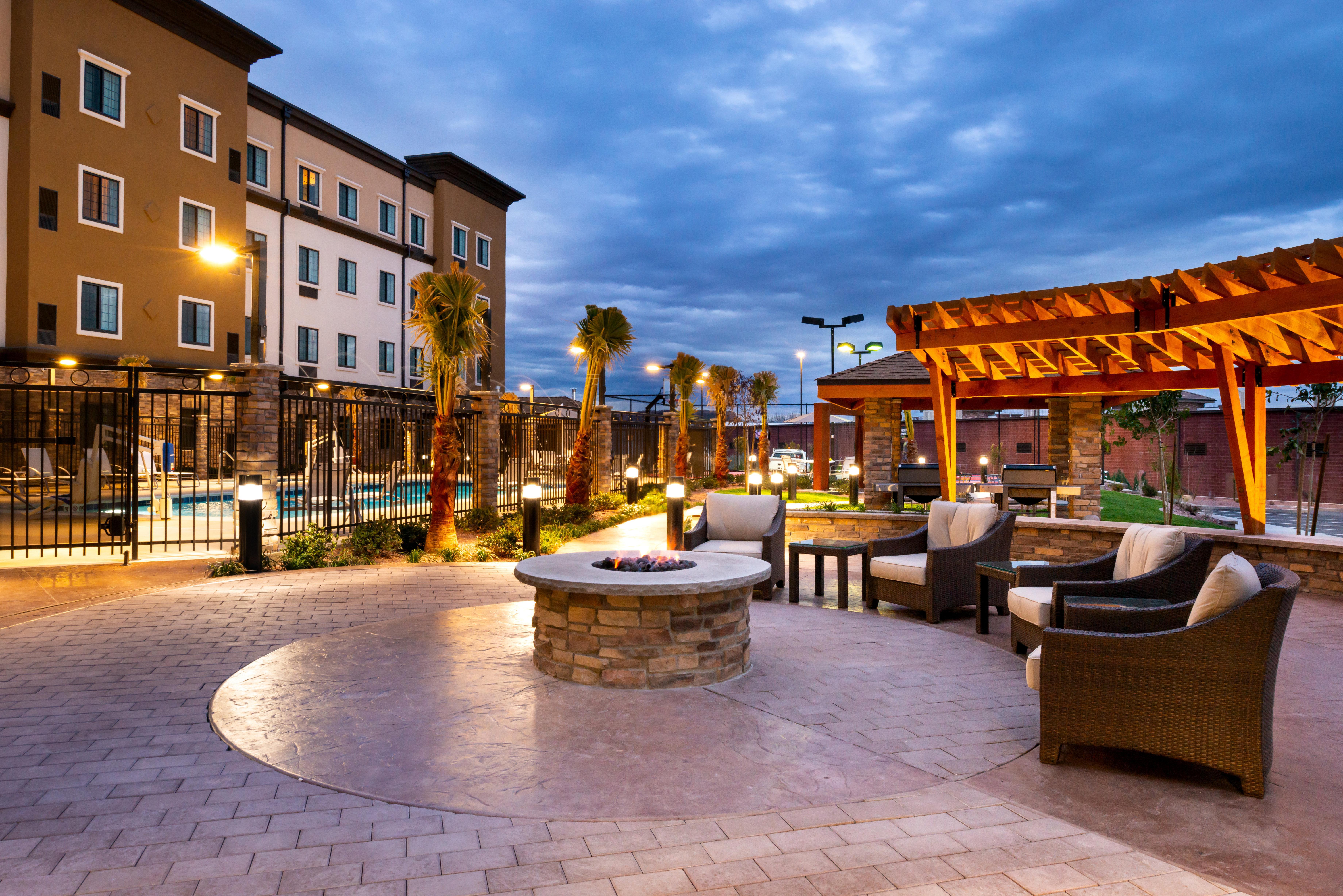 Staybridge Suites - St George By Ihg St. George Buitenkant foto